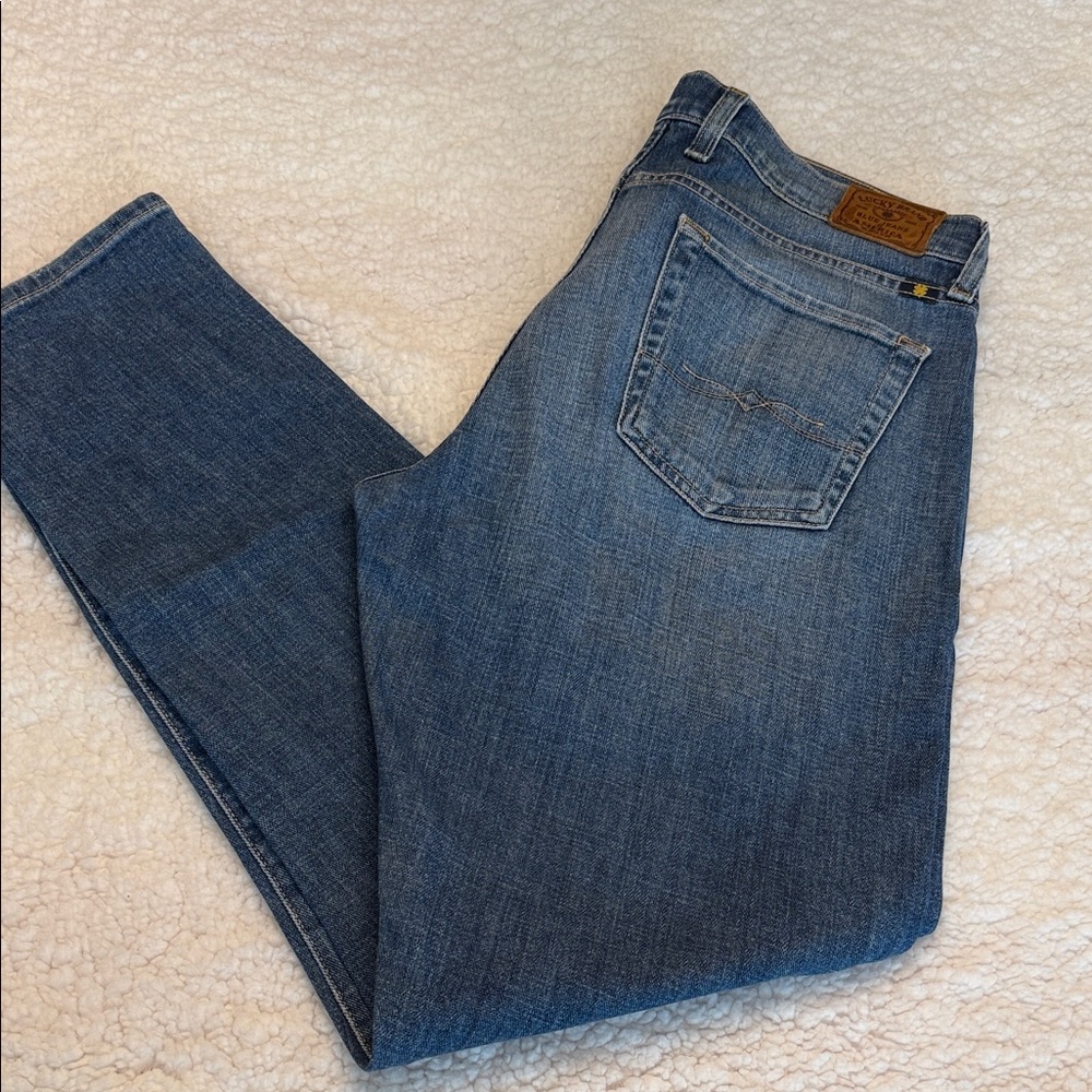 Lucky Brand Sienna Cigarette Light Blue Denim Jeans - Like NEW - Size 6/28